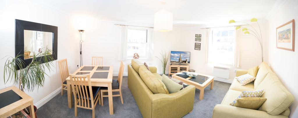 נורוויץ'' Perfect 2 Bedroom Apartment Located In City Centre With Parking Space מראה חיצוני תמונה
